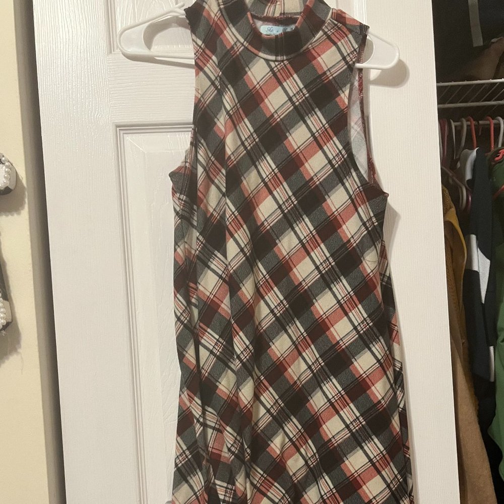 Sleveless Mock Turtle Neck Plaid Dress